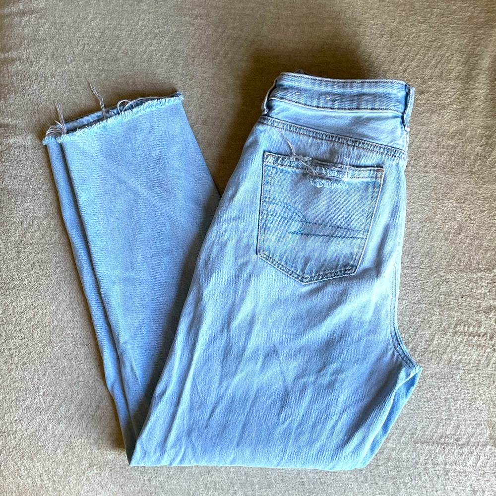 SOLD American Eagle Distressed Mom Jean Size 4